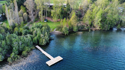 Casa En Venta De 7 Dorm. En Panguipulli