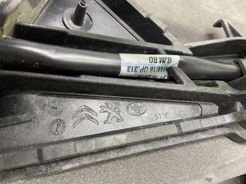 Retrovisor Peugeot Expert Jumpy 2018 2019 20 21 22 2023 Dir (Usado)