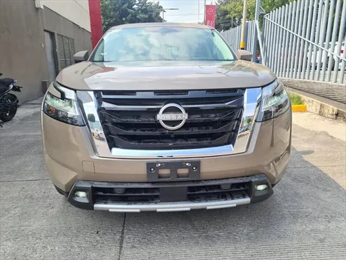 Nissan Pathfinder 3.5 Platinum At
