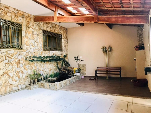 Imagem 3 de 15 de Sobrado Para Venda Por R$750.000,00 Com 200m², 4 Dormitórios, 2 Vagas E 4 Banheiros - Jardim São Vicente , São Paulo / Sp - Bdi35785