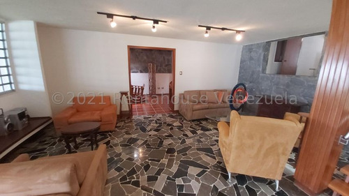 Imagen 4 de 14 de Casa En Venta En Cumbres De Curumo 22-3768 Carolina Fermoso 0424-2083128