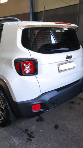 Imagem 2 de 9 de Jeep Renegade