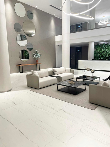 Imagen 9 de 16 de Alquiler Apartamento En Torre Paramount Punta Del Este