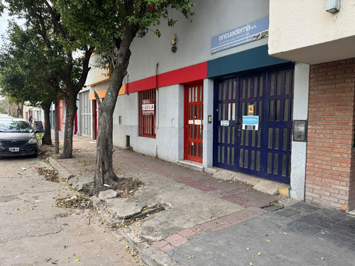 Alquilo Galpon Mas Local Y Oficinas Barrio Alberdi