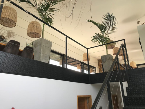 Casa En Alquiler Por Temporada De 3 Dormitorios En Punta Piedras (ref: Bpv-6853)