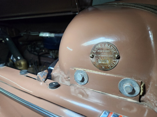 Coupe Dodge Special Deluxe