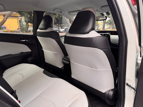 Toyota Prius 1.8 Premium Cvt
