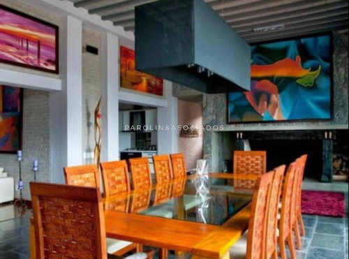 Chacra En Venta De 4 Dormitorios En La Barra , Punta Del Este- Ref: 4122