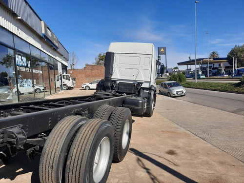 Imagen 4 de 4 de Volkswagen Constellation 24250