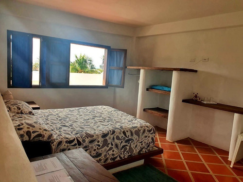 Belklia Giron Vende Posada En Chichiriviche (inc-030)