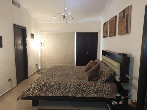 Imagen 5 de 10 de Yohandys Castillo Vende Town House En Trigal Norte