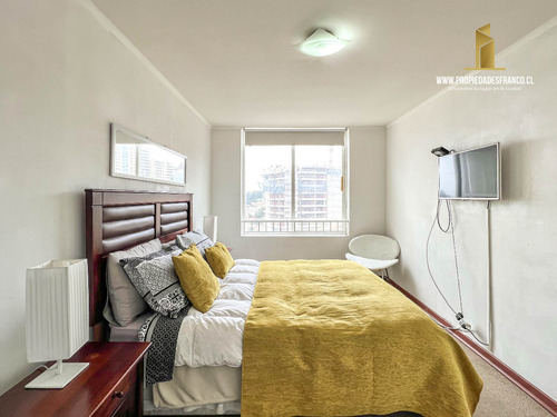 Viña Del Mar. Venta Dpto 2d 2b Amoblado. Ed. Las Caracolas