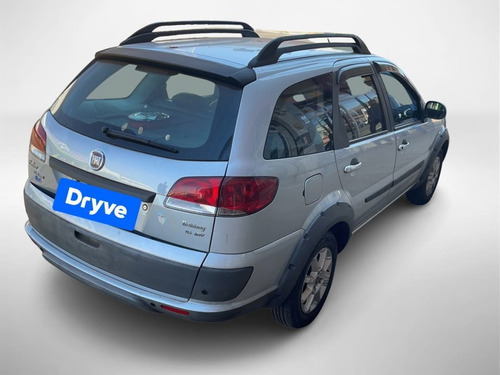 Imagem 5 de 8 de Fiat Palio Weekend Trekking 1.6 16v Flex