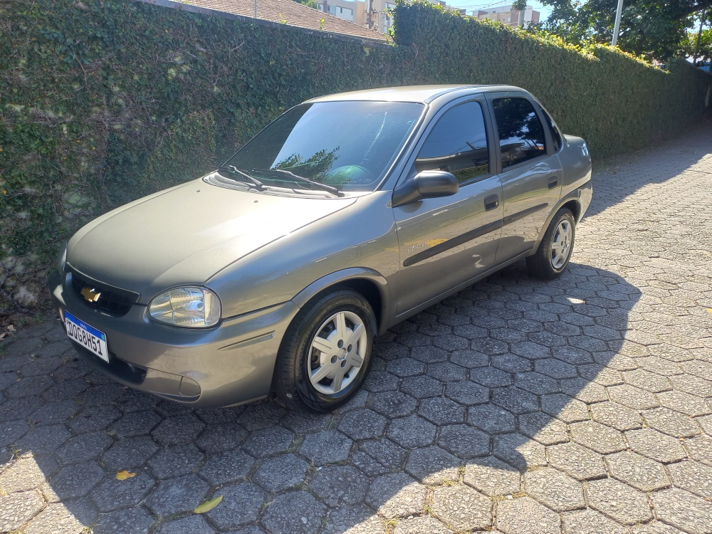 Chevrolet Corsa Spirit 1.6 sedan