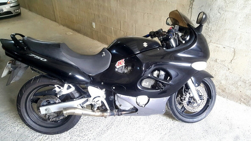 Imagem 4 de 5 de Suzuki Gsxf 750