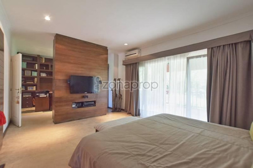 Imagen 11 de 27 de Lindisima Casa Con Mucha Luz Natural Sobre Espectacular Lote Interno De 1.372 M2