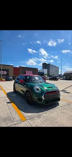 Mini John Cooper Works 2.0 Hot Chilli At