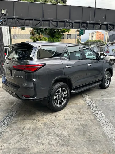 Fortuner Sw4