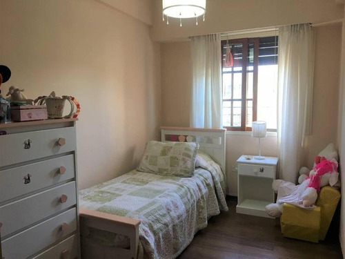 Imagen 8 de 10 de Venta Departamento 2 Dormitorios Con Cochera