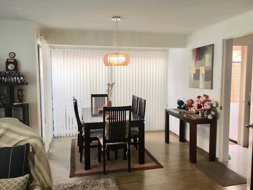 Agradable Casa En Condominio.