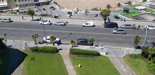 Imagen 17 de 30 de Piso De 3 Ambientes C/ Escritorio - Playa Grande - Vista Al Mar -