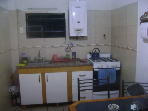 Imagen 3 de 11 de Casa En Venta De Dos Dormitorios