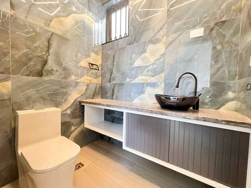 Exclusiva Casa Con Piscina En El Proyecto Cerrado Llanos Gurabo