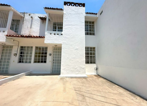 Casa Barata En Acapulco Con Alberca. Maf
