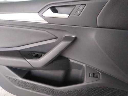 Imagen 11 de 14 de Volkswagen Jetta 2019 4p Comfortline L4/1.4/t Aut