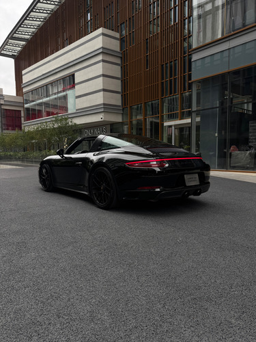 Porsche 911 3.0 Carrera Targa 4 Gts Pdk At