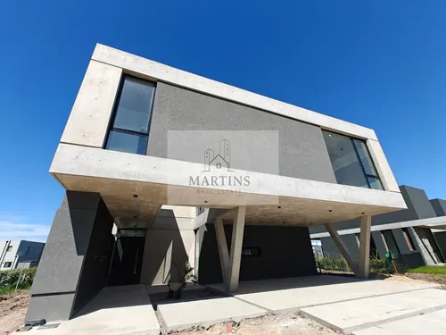 Casa Con Pileta En Pilara La Calesa