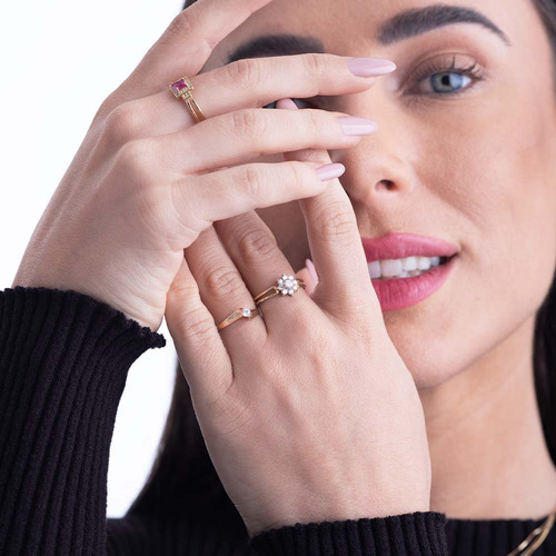 Anel De Flor Em Ouro 18k Com 34 Pontos De Diamante Aro 24