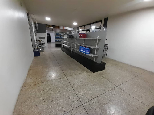 Imagen 25 de 30 de Fg Fondo De Comercio. Special Tires Center C.a.