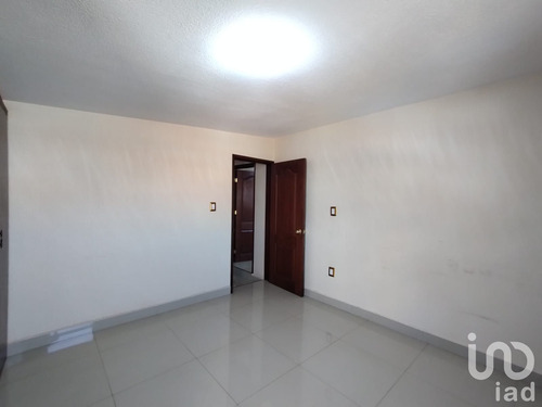 Renta Oficina 5 Ambientes Américas