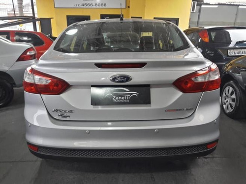 Imagem 5 de 11 de Ford Focus Sedan S 2.0 16v Powershift (aut) Flex Automátic