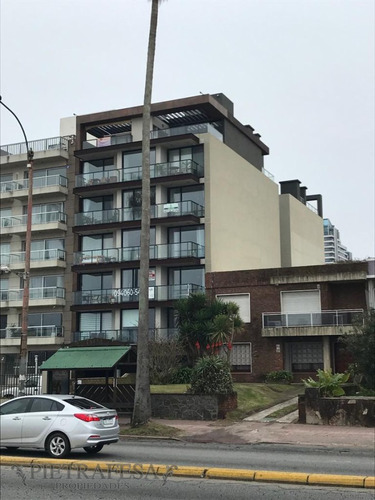 Terreno Con Casa En Venta, Rambla República De Chile, Buceo.