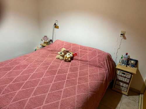 Propiedad En Calle Foyel 5535, Esquina Inacayal