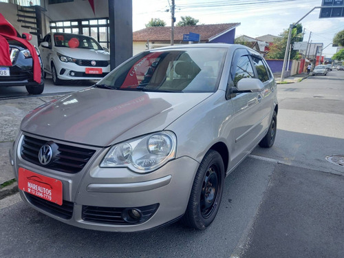 Imagem 4 de 6 de Volkswagen Polo 1.6 Mi 8v Total Flex 4p Manual