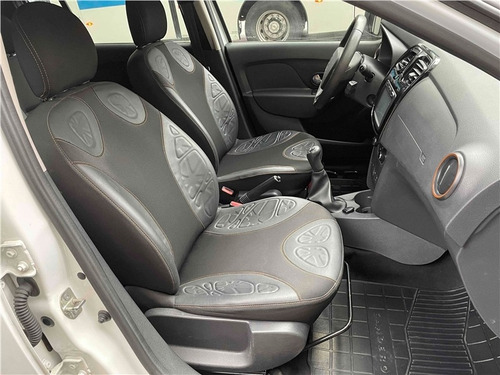 Imagem 11 de 15 de Renault Sandero 1.6 Stepway 8v Flex 4p Manual