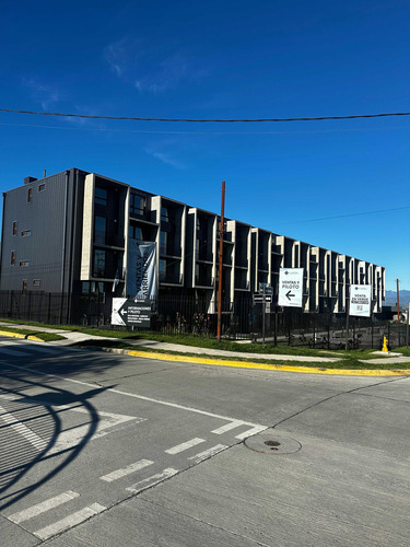 Arriendo Amplio Duplex 104 3d+3b+estar+patio (92088)