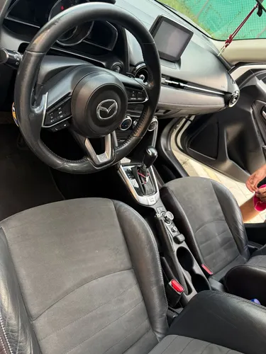 Mazda 2 Grand Touring LX