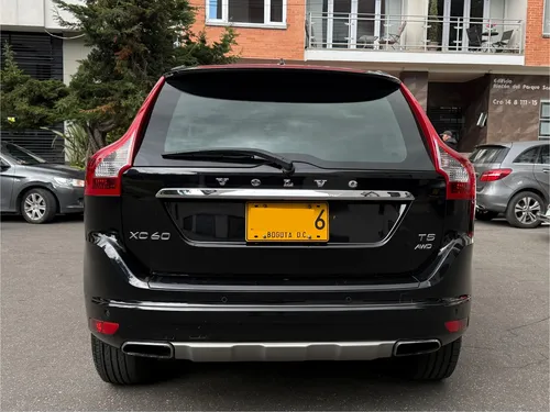Volvo XC60 2.5 T5 Awd Summum
