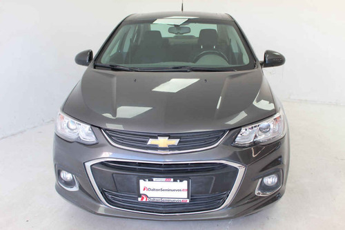 Imagen 8 de 15 de Chevrolet Sonic 2017 4 Cilindros