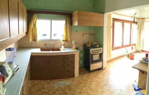 Venta Casa Carrasco Norte, Ideal Empresa O Familia Grande