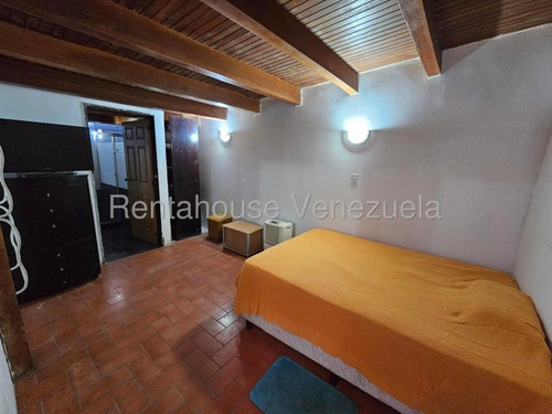 Casa En Venta Con Excelente Distribución Ubicada En El Marques 25-17855