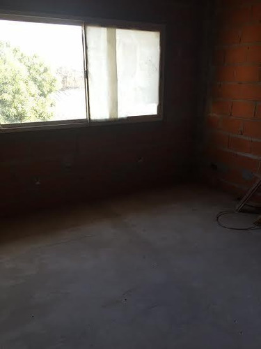 Imagen 17 de 22 de Casa En Venta 8 Ambientes Garin