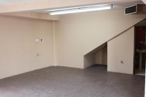 Se Venden Departamentos Con Local Comercial En Junta De Los Ríos.