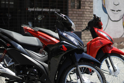 Imagen 4 de 14 de Honda Wave 110s Okm Ahora 12 Y 18
