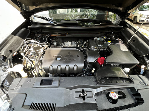 Mitsubishi Outlander 2.0 Hpe Cvt 5p