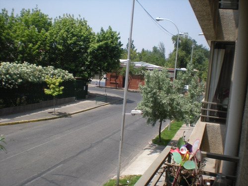 Metro Cerro Blanco - Santos Dumont - Estacionamiento Bodega